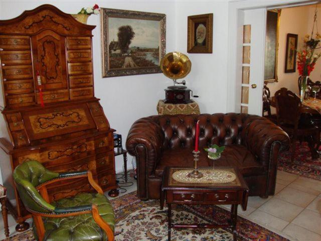 Haus Mooren, Hotel Garni Düsseldorf Extérieur photo