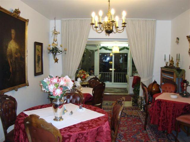 Haus Mooren, Hotel Garni Düsseldorf Extérieur photo