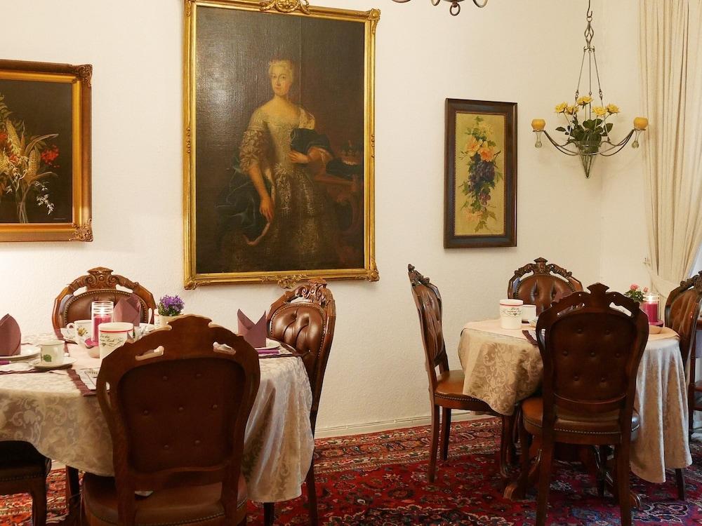 Haus Mooren, Hotel Garni Düsseldorf Extérieur photo